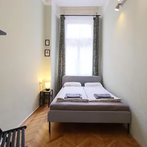  Apartament Joseph Boulevard - 3bdr, 2bath, 8ppl
